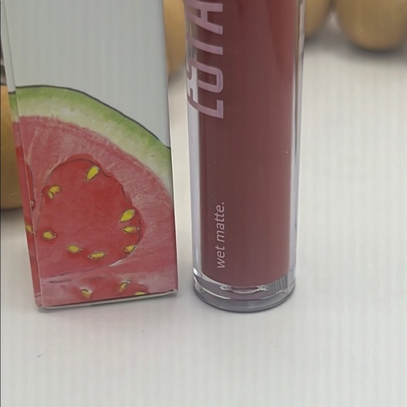 Estate Liquid Matte Lipstick - Shade (deep plum raspberry) - Picture 5 of 7